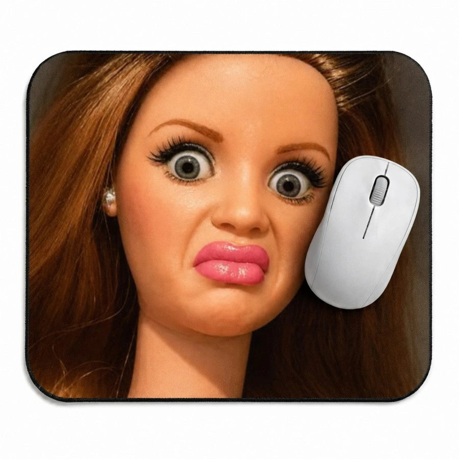Side-Eye Mousepad